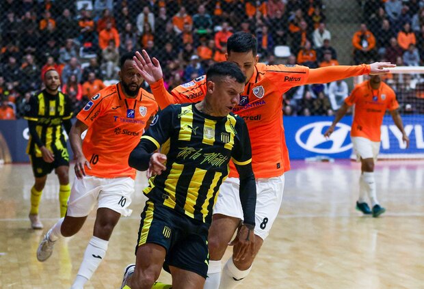 Futsal: Peñarol debutó en la Copa Libertadores con una abultada derrota ante el local