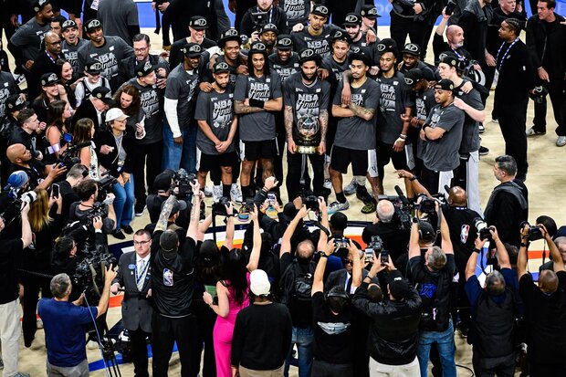 NBA: San Antonio Spurs destronó a los Thunder en el Oeste y jugará finales por el anillo