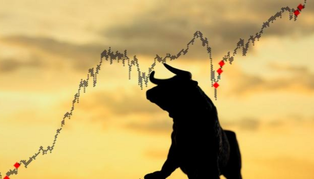 Dow Jones cerró en nuevo récord histórico