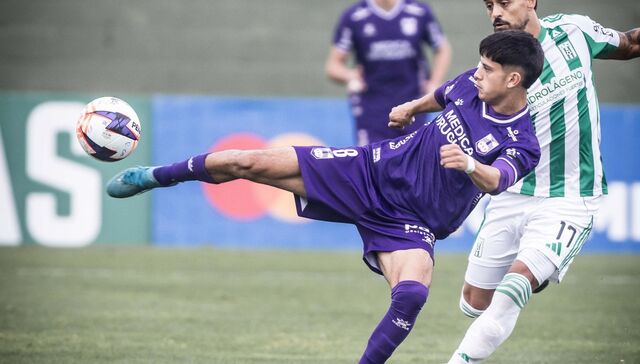 Intermedio: Racing y Defensor Sporting empataron sin goles en el Parque Osvaldo Roberto