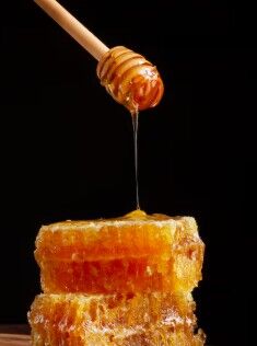 Cómo hacer caramelos de propóleo y miel caseros para aliviar la tos