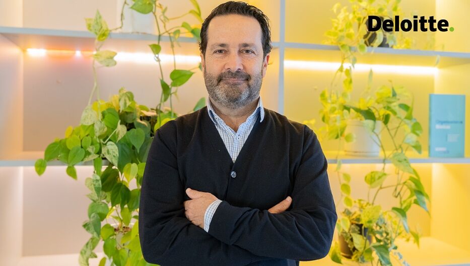 IA liderada por personas, impulsada por tecnología: decisiones empresariales para el éxito