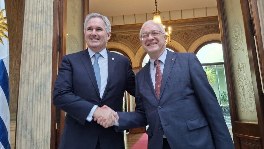 “Excelente reunión”: Uruguay y Argentina avanzaron en reubicación de planta de hidrógeno