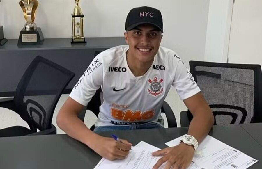 Corinthians tendrá que indemnizar a un futbolista de su cantera hasta que cumpla 75 años