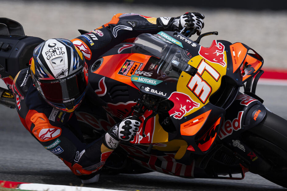 Moto GP: Pedro Acosta dominó los entrenamientos de clasificación en Cataluña