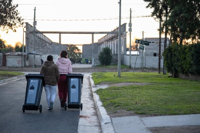 IM entregó contenedores intradomiciliarios a 334 familias del Municipio G
