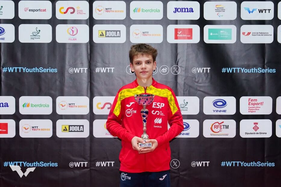 Ladimir Mayorov, el prodigio del tenis de mesa que sigue sorprendiendo entre adultos