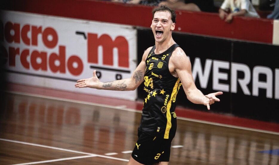 Básquet: Peñarol venció a Defensor Sporting y quedó a un triunfo de las finales de la LUB