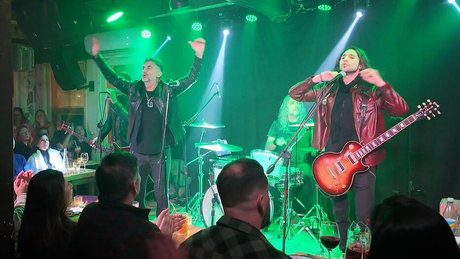 Innuendo, banda en tributo a Queen, cumplió 10 años y lo festejó en Punta del Este