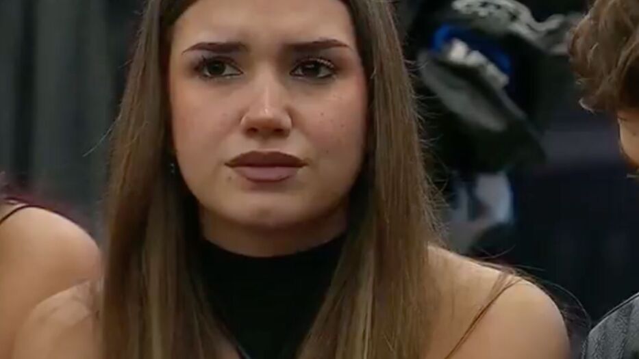 Expulsión en Gran Hermano: echaron a Lola en vivo: “Andá sin valija hacia la puerta”