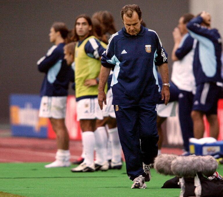 La lista de Bielsa en el Mundial 2002: cuántos llevó por puesto y quién fue gran ausencia