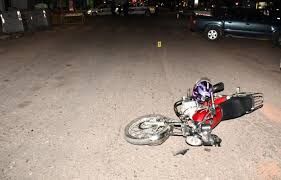 Niño de seis años cruzaba por una cebra, fue atropellado y su padre golpeó a la conductora