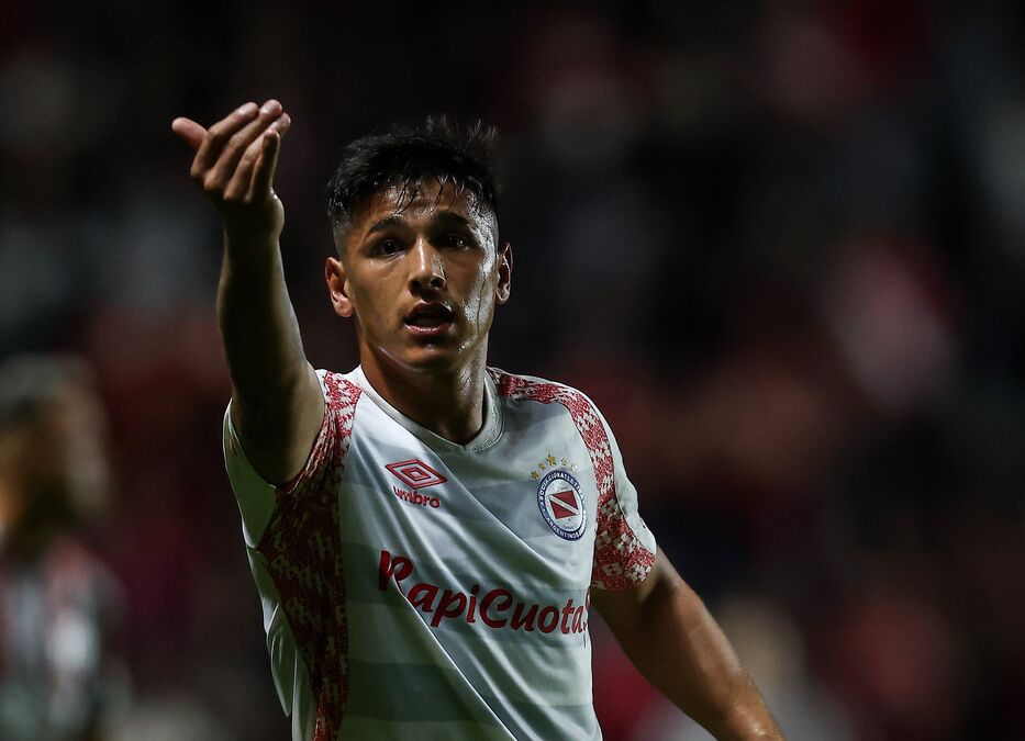 Argentina: Leandro Lozano fue elegido mejor lateral derecho del Torneo Apertura