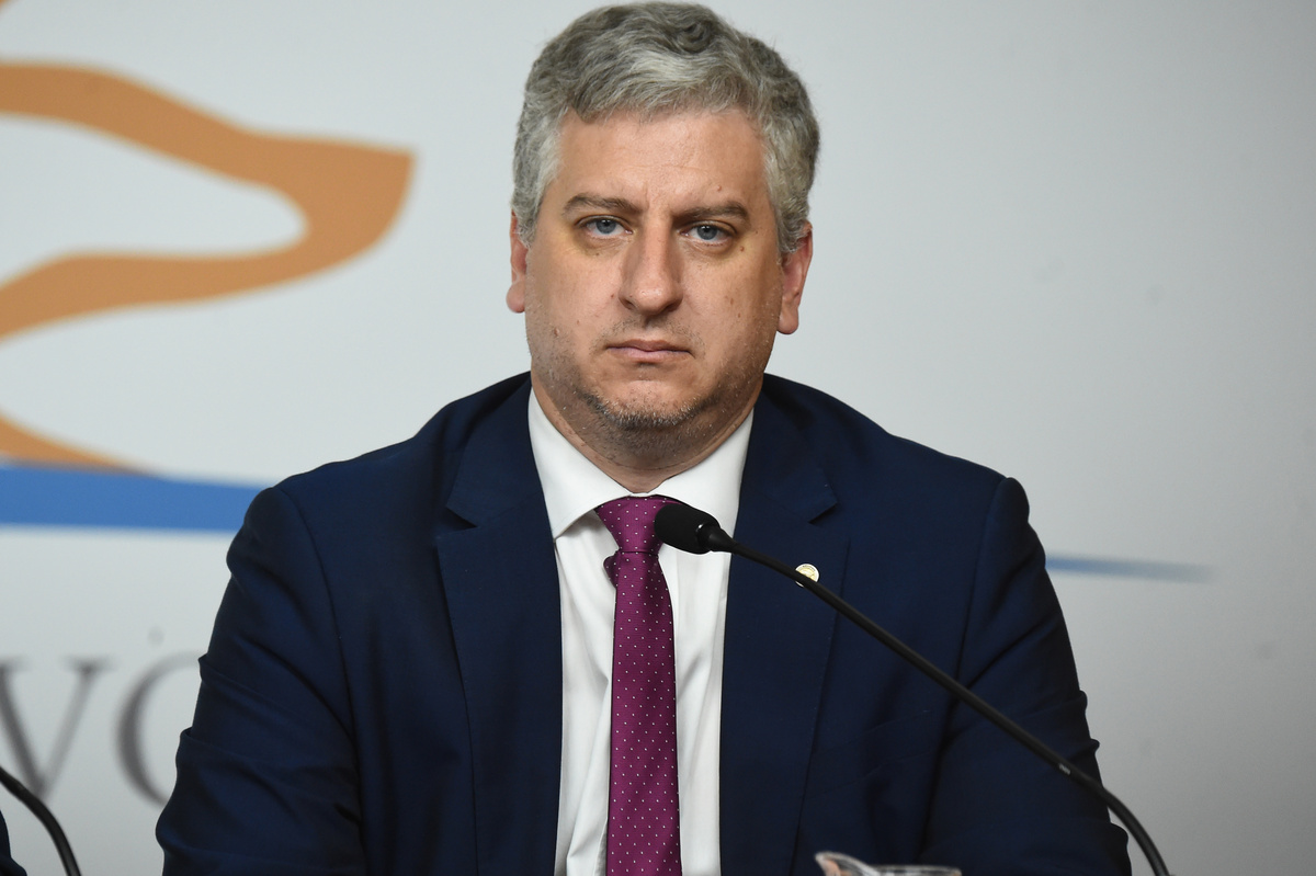 “Me iban a tirar con lo de Gustavo Penadés”: diputado blanco denunció “amenazas” del FA