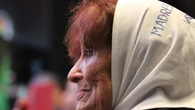 Murió Taty Almeida, histórica referente de Madres de Plaza de Mayo