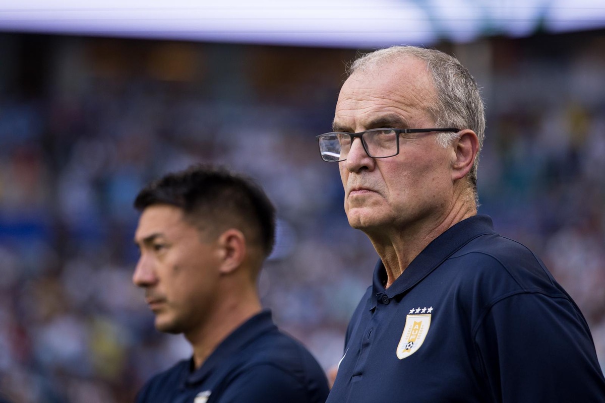 Bielsa: el once definido “que saben los jugadores”, Valverde, Darwin y “la química" grupal