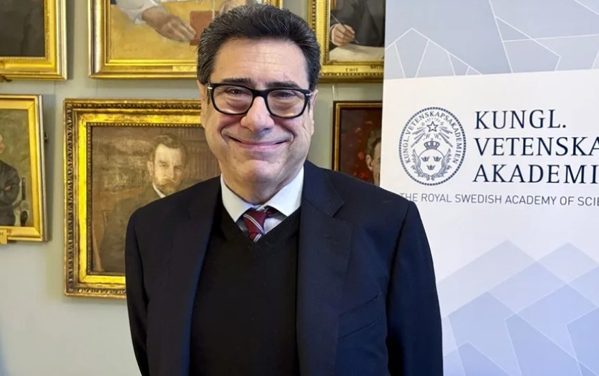 Nobel de Economía: la IA destruirá empleos antes de crear otros nuevos