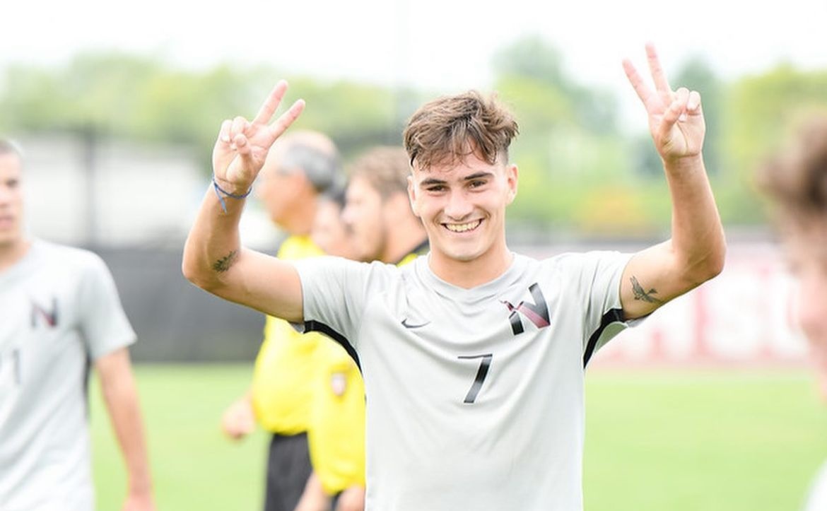 Tomás Echevarría, el futbolista uruguayo que destaca en un país que tiene dos nombres