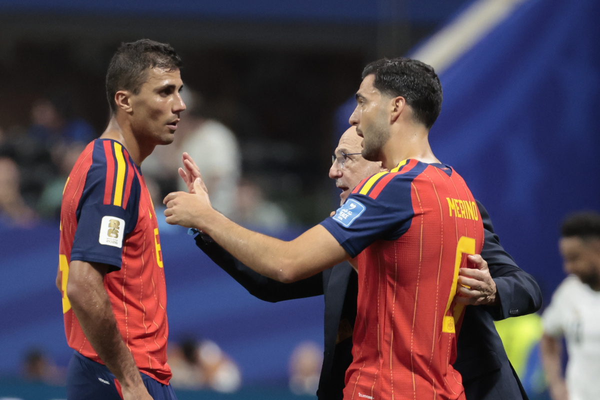 "Ser aún mejores": Luis de la Fuente anticipó el duelo ante Uruguay que cerrará el grupo H