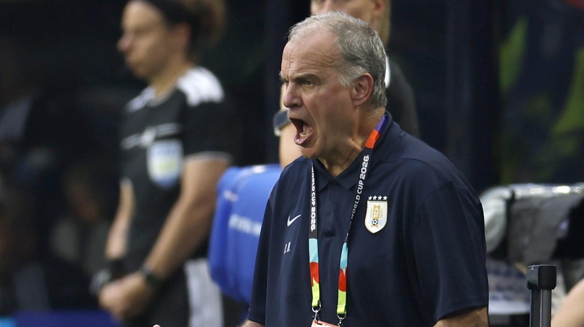 “Mentiroso, vendehumo, hipócrita”: Feinmann destruyó a Bielsa tras la derrota de Uruguay