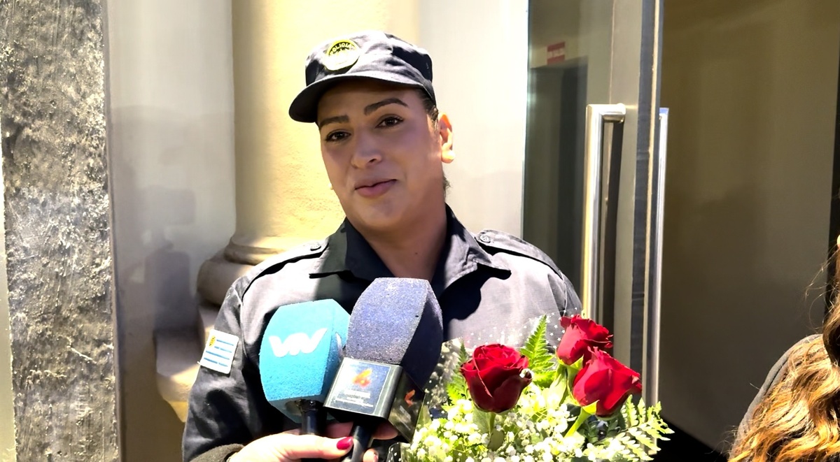 “Hubo cosas que me molestaron”: quién es la primera mujer trans en convertirse en policía