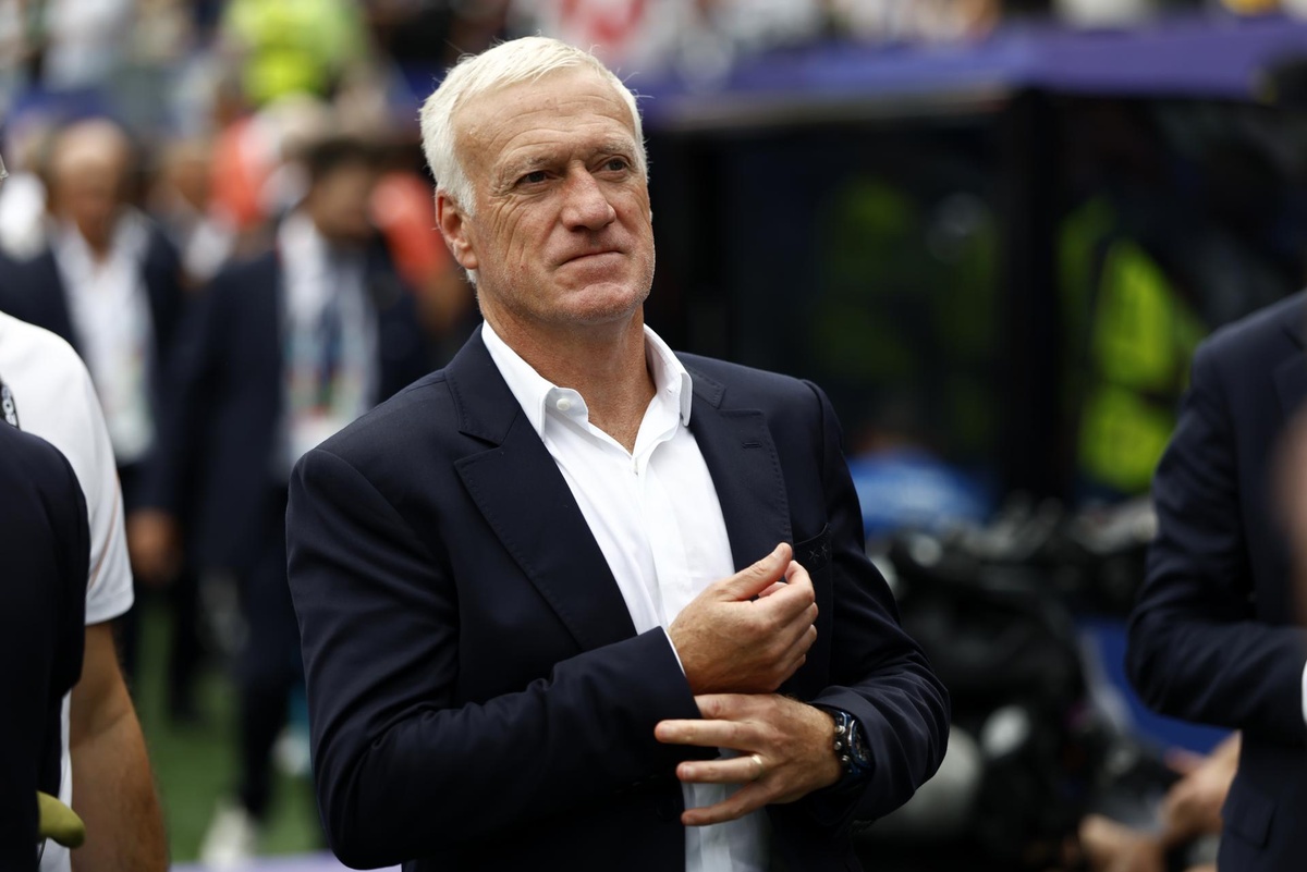 Murió la madre de Didier Deschamps y el DT no dirigirá a Francia contra Noruega