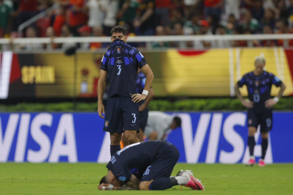 Mundial: Uruguay selló la quinta eliminación en fase de grupos de toda su historia