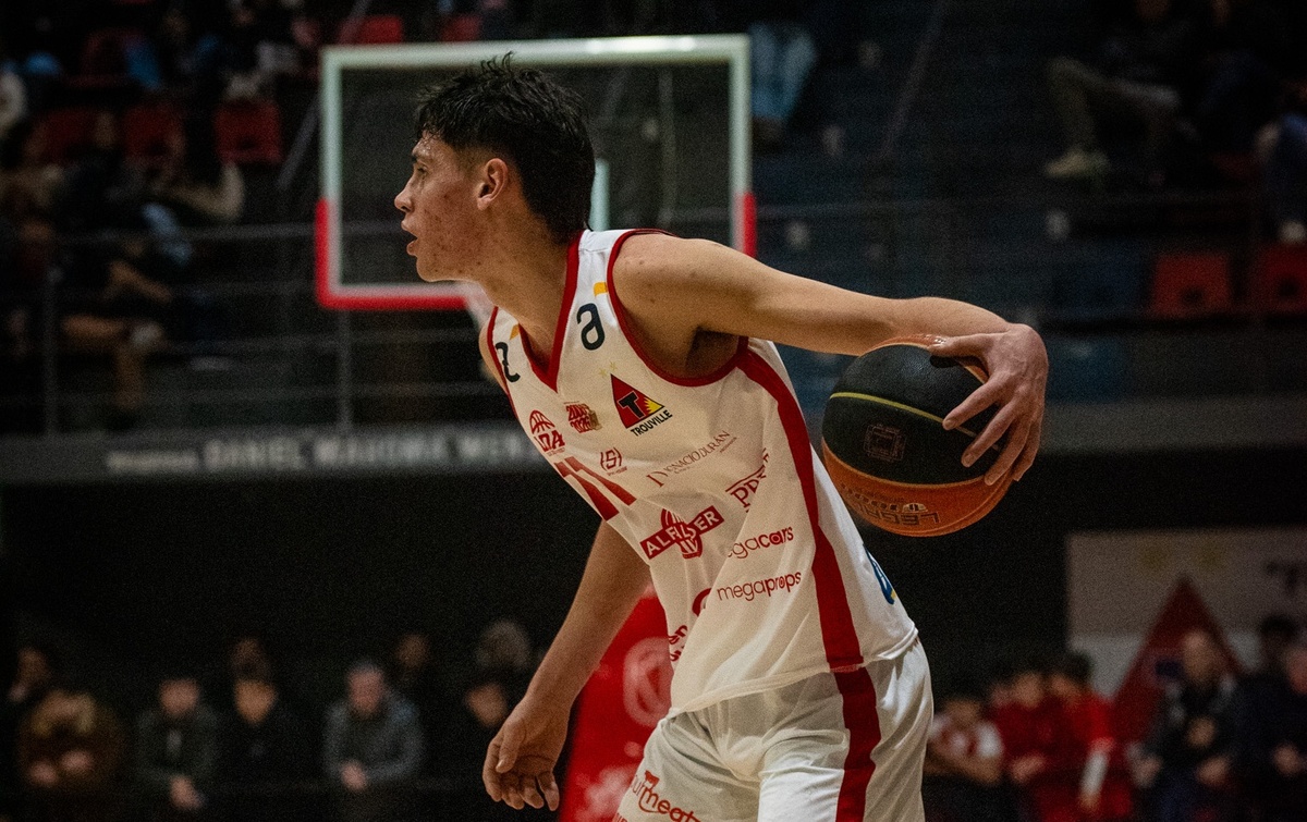 Básquet: Trouville ganó y lidera la Liga de Ascenso. También aplastaron Olimpia y Tabaré
