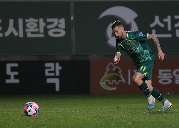 Pablo González, de dejar el fútbol para cortar el pelo a brillar del otro lado del mundo