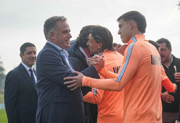 “Les dije a los jugadores que me guardo para la final”: Orsi no irá al Mundial salvo gesta