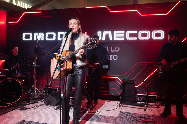 Sofía&nbsp;“Chule”&nbsp;Von Wernichy su banda. Foto: Javier Noceti