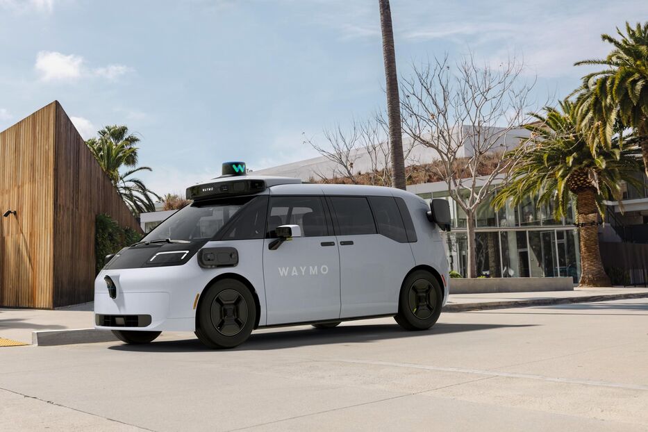 Waymo empezó las pruebas del robotaxi Ojai, que utiliza una plataforma de la china Geely