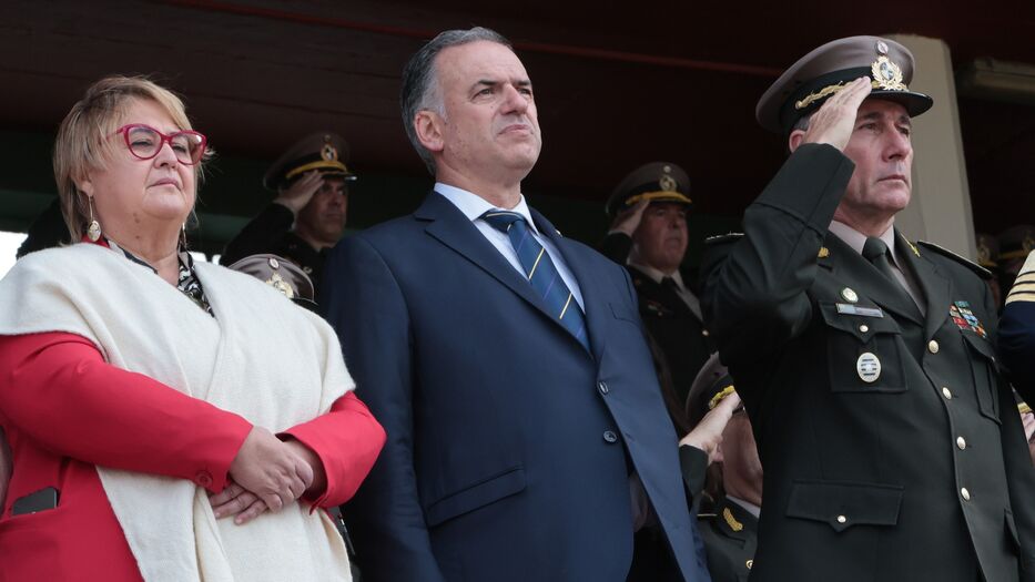 Orsi y Lazo cesaron a abogada asesora del Ejército cuestionada por Madres y Familiares