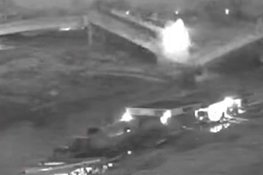 Una cámara captó el momento en el que colapsó un puente de más de 500 metros en Brasil