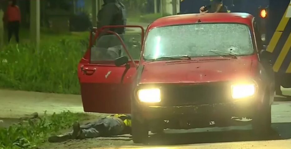 Dos hombres fueron acribillados dentro de un auto, en una en zona de frecuentes tiroteos