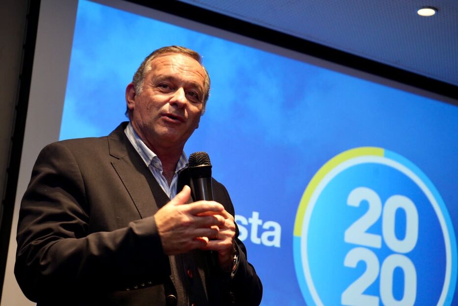 “Trancó el proceso”: Delgado arremetió contra Cardona por proyecto de hidrógeno verde