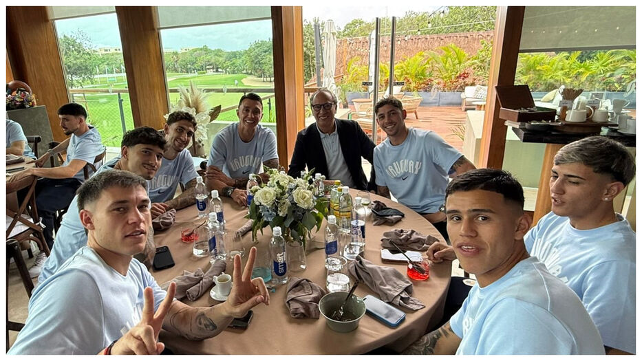 Mundial 2026: embajador de Uruguay en México saludó a los futbolistas tras su arribo