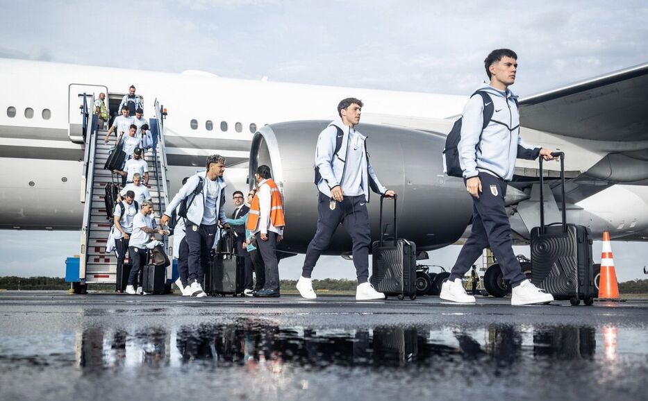 Mundial: el insólito motivo por el que se atrasó el vuelo de la selección uruguaya a Miami