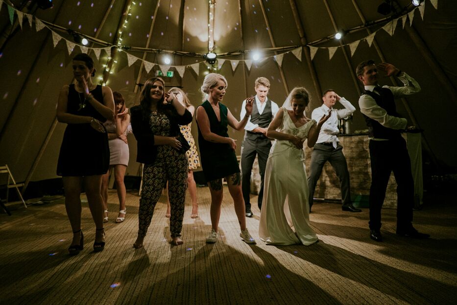 Bailar, aunque sea mal, le hace bien al cerebro