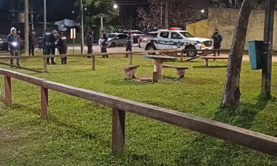 Llegaba a su casa en moto y lo asesinaron a tiros para robarle el vehículo