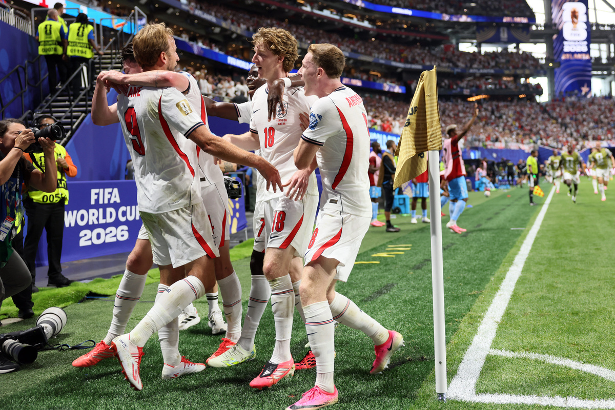 Mundial 2026: Inglaterra sufrió, pero venció 2-1 a RD Congo en Atlanta y avanzó a octavos
