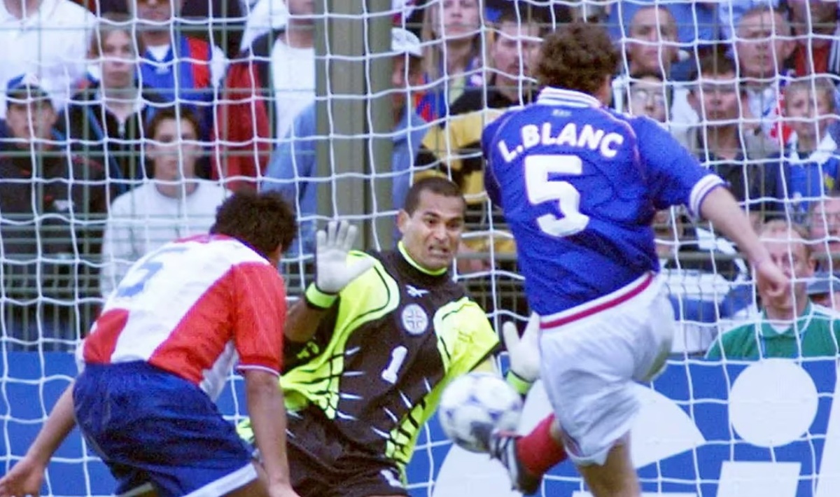 Chilavert: “En el Mundial 98 enfrentamos a franceses y ahora a una selección de África”