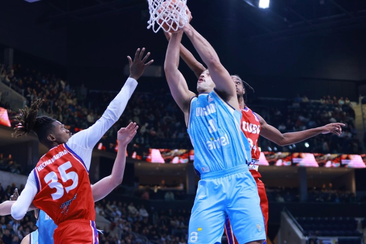 Básquet: Uruguay está enfrentando a Cuba en el Antel Arena por las Eliminatorias