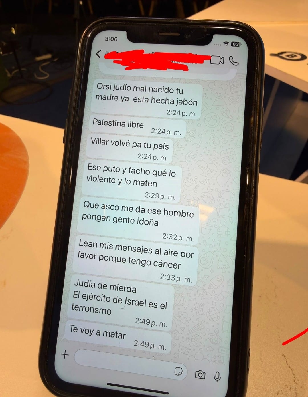 "No pienso modificar mi rutina": la historiadora amenazada en vivo en Canal 5