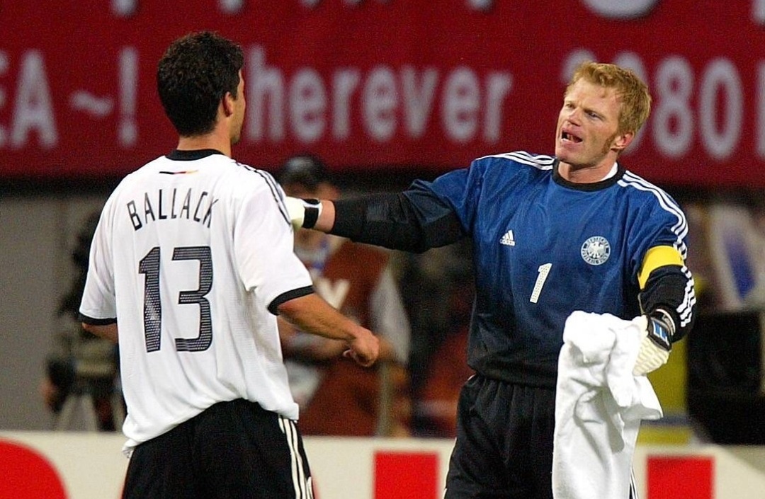 Mundial 2026: La insólita propuesta de Oliver Kahn tras el indulto a Folarin Balogun
