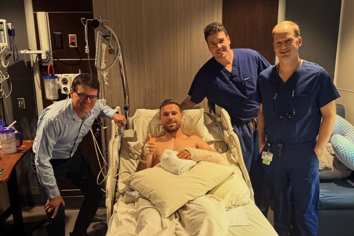 Mundial 2026: inglés Jordan Henderson fue operado de la fractura que se produjo festejando