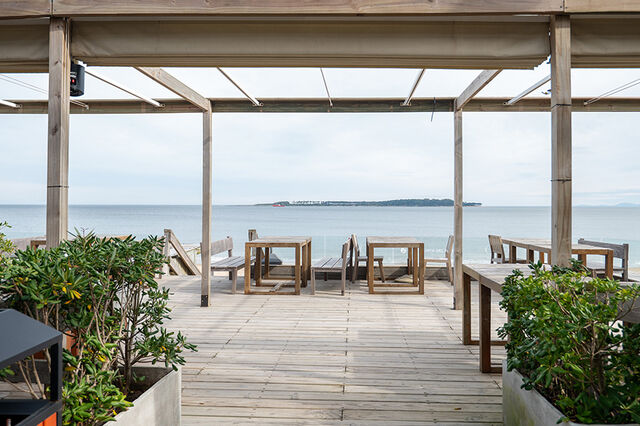 Terraza de Ovo Beach. Foto: Javier Noceti