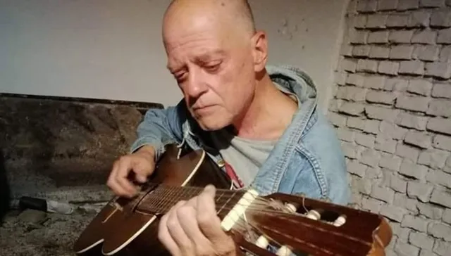 Su música suena todavía