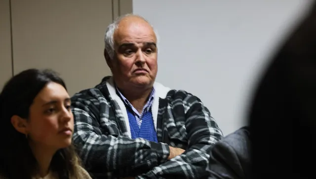 Fuera de la acusación