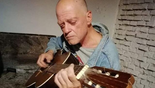 Su música suena todavía